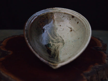 Karatsu Mikuriya Kunitoshi Servierschale