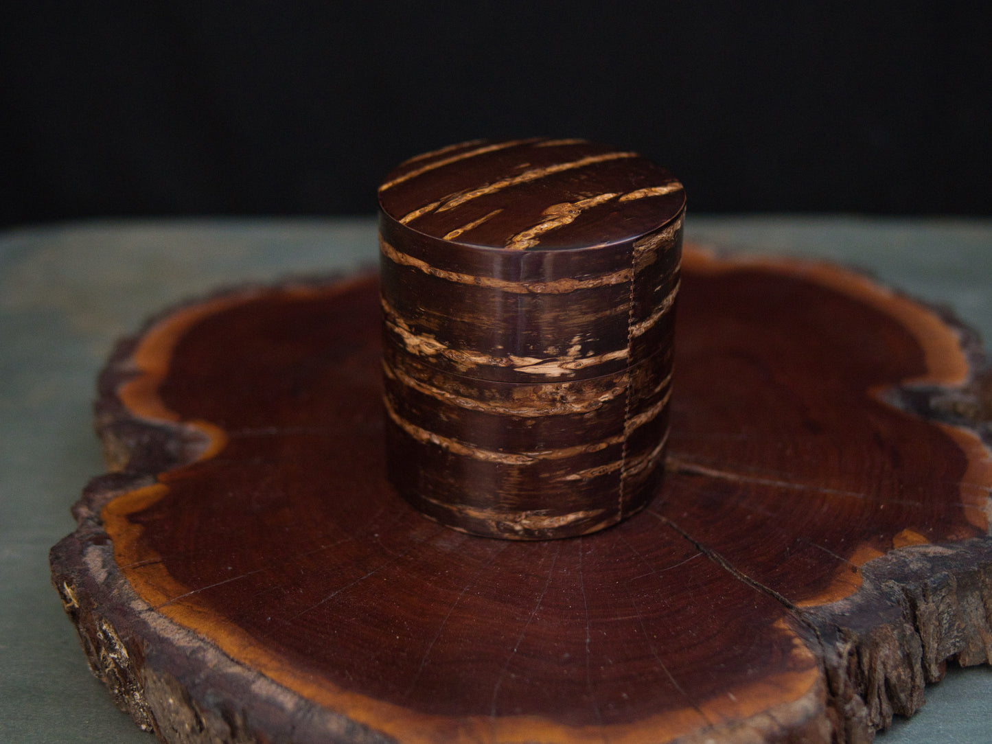 Kirschholzrindendose