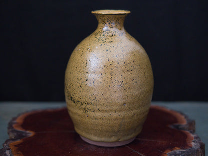 Kakuzan Vase