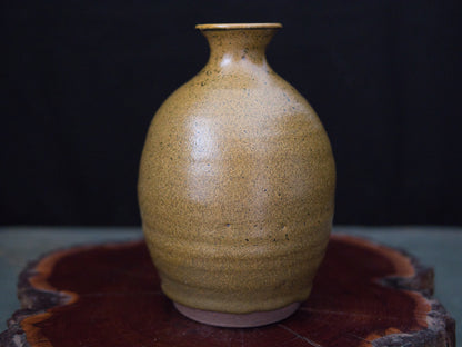 Kakuzan Vase