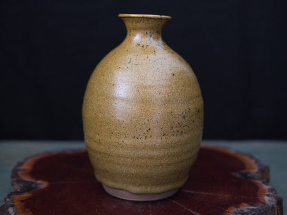 Kakuzan Vase
