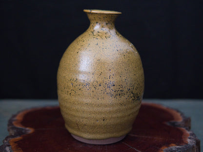 Kakuzan Vase